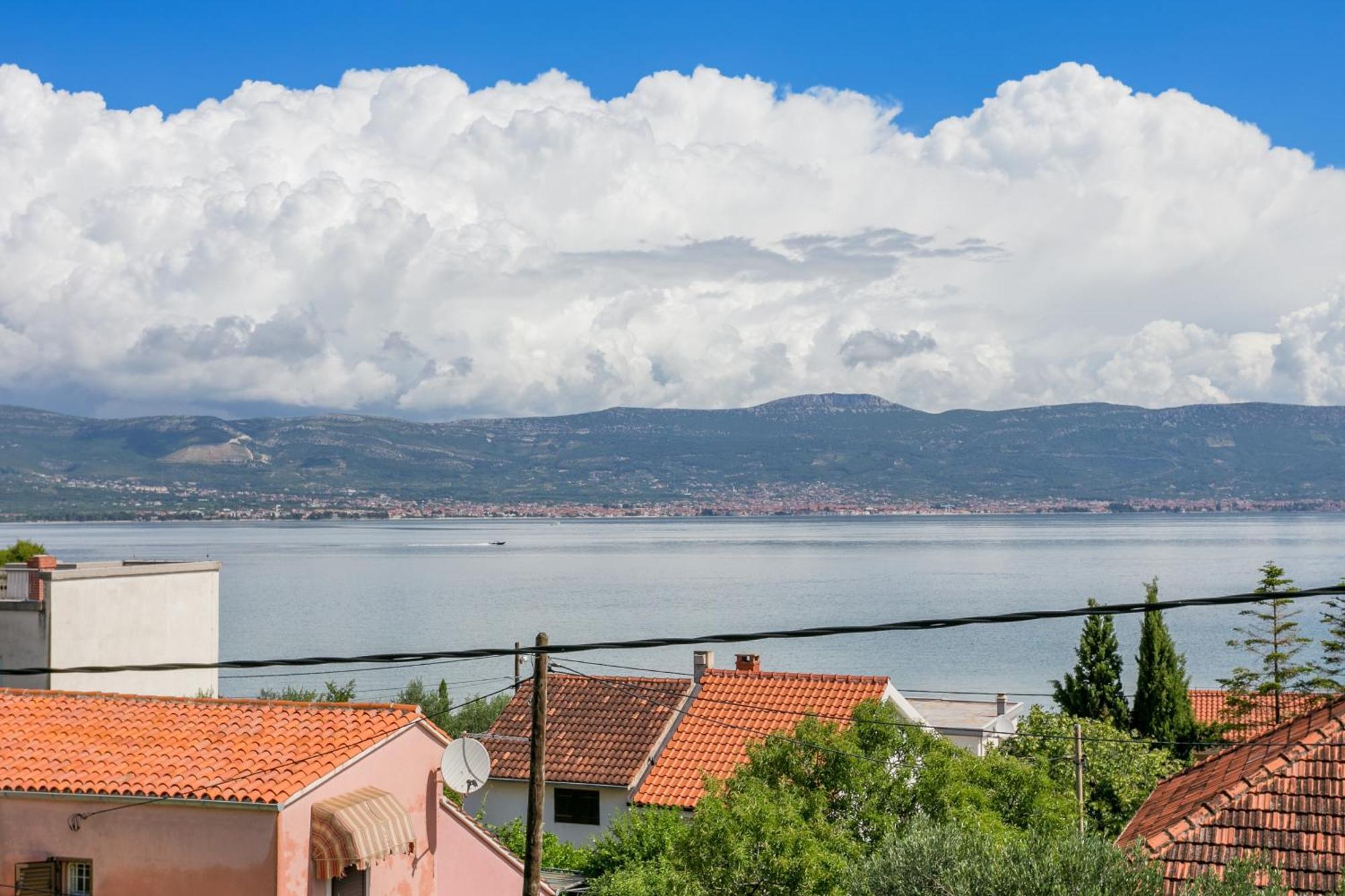 Apartments By The Sea Slatine, Ciovo - 6000 Dış mekan fotoğraf